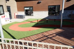 Cour extérieure - CPE Tante Michèle